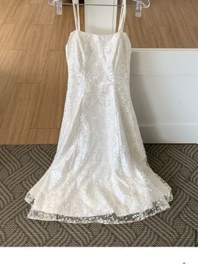 Chic White Floral Gown